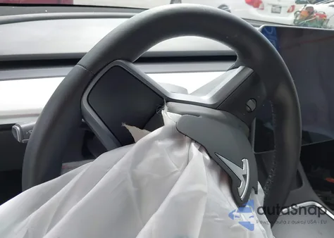 2022 Tesla Model Y Long Range Dual Motor All-Wheel Drive из США, поврежденный, VIN 7SAYGDEE0NF329786